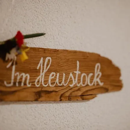 Luxurioese Schwarzwald Loft Heustock Mit Sauna Und Whirlpool Am Griesbachhof Apartman