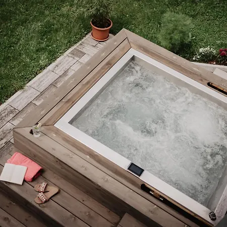 Luxurioese Schwarzwald Loft Heustock Mit Sauna Und Whirlpool Am Griesbachhof Apartman