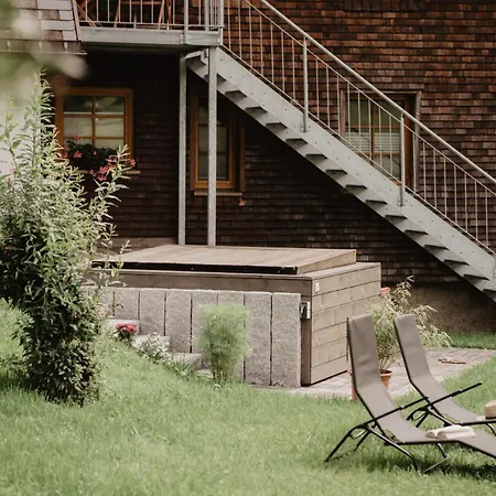 Luxuriöse Schwarzwald Loft Heustock Mit Sauna Und Whirlpool Am Griesbachhof Titisee-Neustadt