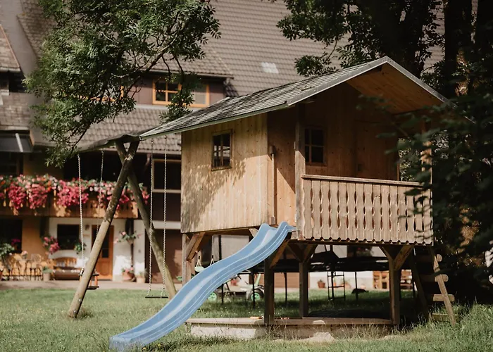 Luxurioese Schwarzwald Loft Heustock Mit Sauna Und Whirlpool Am Griesbachhof Titisee-Neustadt